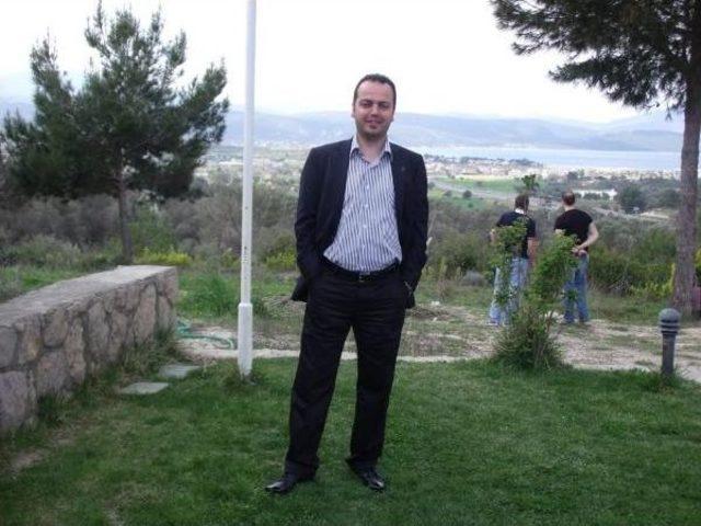 Otomobilinde &Ouml;l&uuml; Bulundu 1