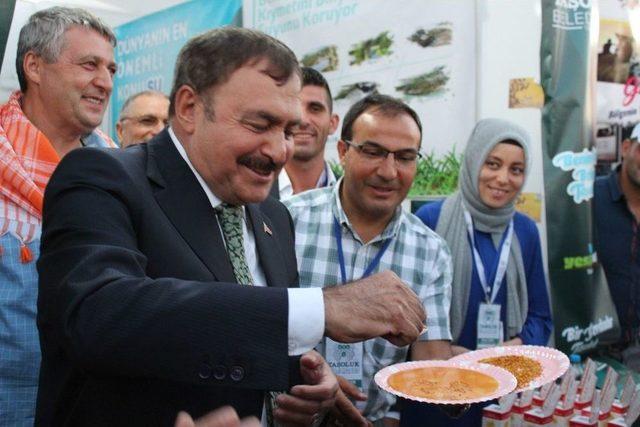 Bakan Eroğlu Afyonkarahisar Tanıtım Ve Turizm Günleri’ne Katıldı