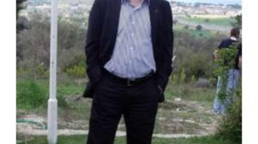 Aracında &Ouml;l&uuml; Bulundu