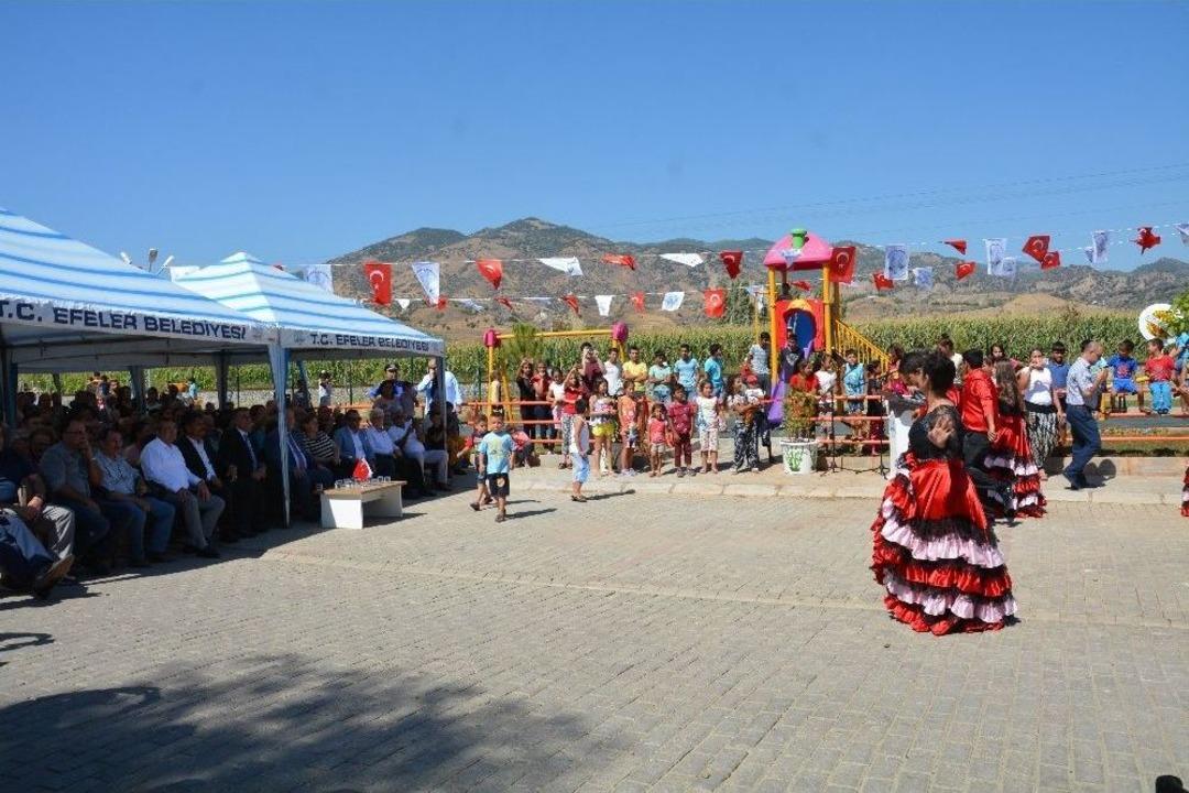 Efeler&rsquo;de D&uuml;ğ&uuml;n Gibi Park A&ccedil;ılışı