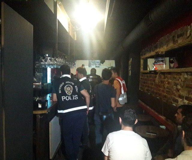 İstanbul Polisinden Eğlence Mekanlarına Asayiş Uygulaması 2