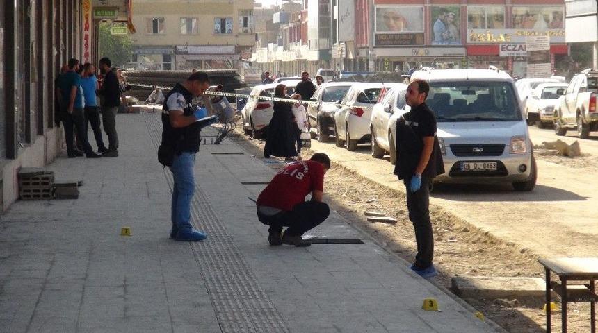 Batman&rsquo;da Silahlı Kavga: 1&rsquo;i Ağır, 4 Yaralı