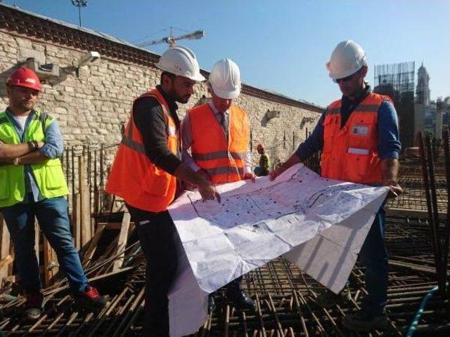 Demircan dan Taksim de Yapımı Devam Eden Camide Inceleme 2