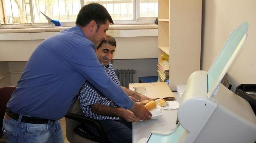 Engelli Personellerin &Ouml;n&uuml;ndeki T&uuml;m Engeller Kaldırılıyor