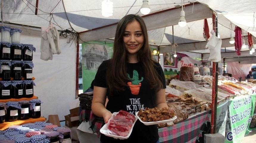 &Uuml;niversite &Ouml;ğrencilerinden Organik Pazar