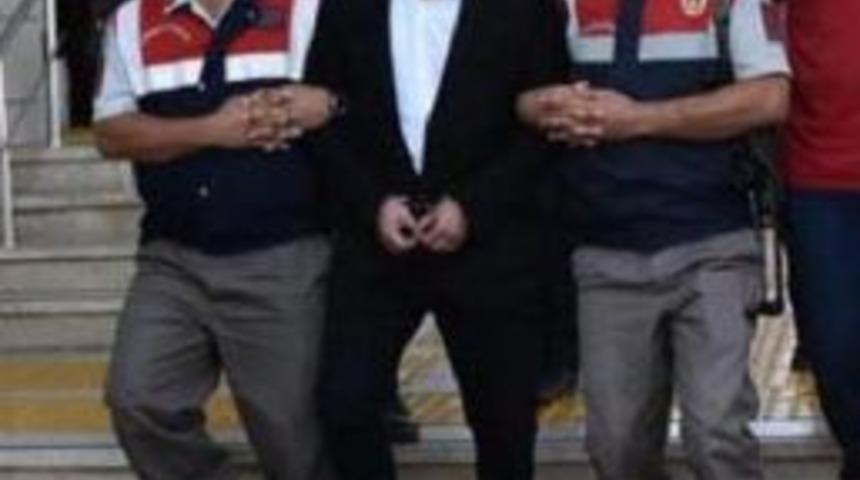 Emrah Serbes'i Muayene Eden Sağlık Ekibi Alkol Kokusu Almış