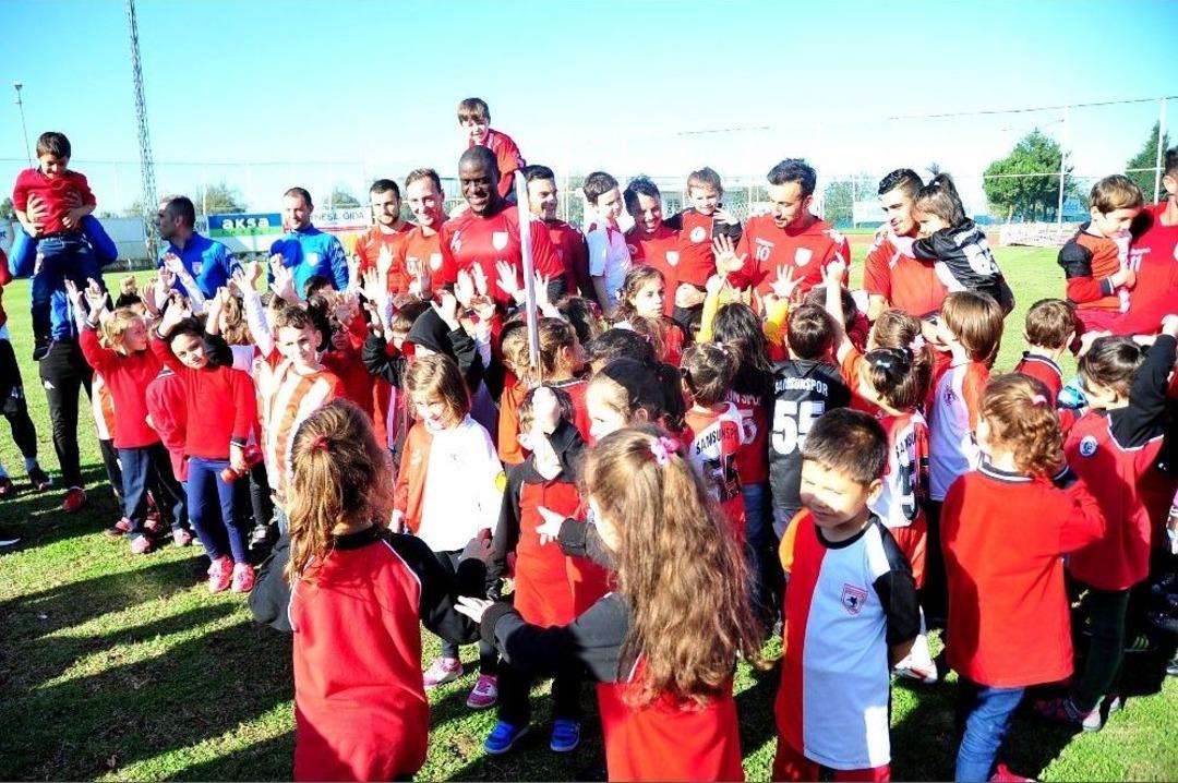 Miniklerden Samsunspor&rsquo;a Moral Ziyareti