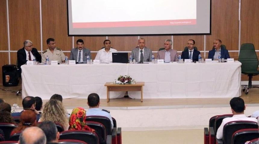 Vali Aktaş: &ldquo;&ccedil;ocuklarımız Hem Bilgi Hem De Ahlaki Y&ouml;nden G&uuml;&ccedil;l&uuml; Olmalı&rdquo;