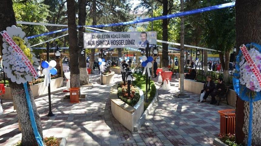 Cemalettin K&ouml;kl&uuml; Parkı D&uuml;zenlenen T&ouml;renle Hizmete A&ccedil;ıldı