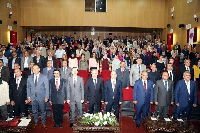 Kilis’te Taşınmaz Kültür Varlıkları Çalıştayı Düzenlendi