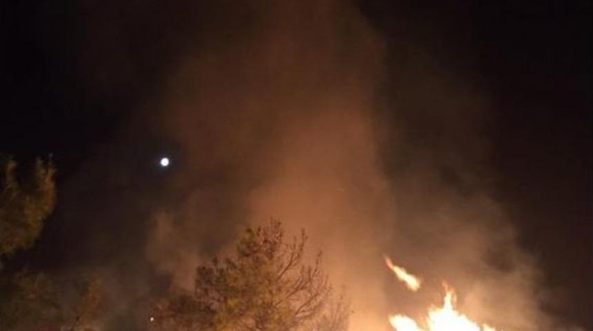 Tekirdağ&rsquo;da 2 Bin Balya Saman K&uuml;l Oldu