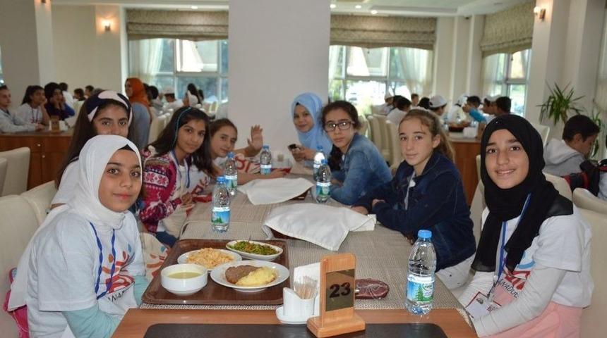 Elazığlı &Ouml;ğrenciler Manisa&rsquo;da