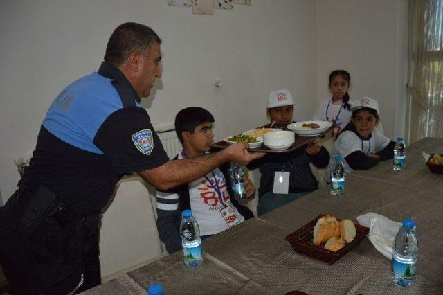 Elazığlı &Ouml;ğrenciler Manisa&rsquo;da 1