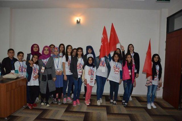 Elazığlı &Ouml;ğrenciler Manisa&rsquo;da 3