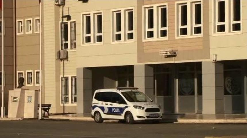 Pendik'te Silahlı Saldırı; 1 Kız &Ouml;ğrenci Hayatını Kaybetti (2)