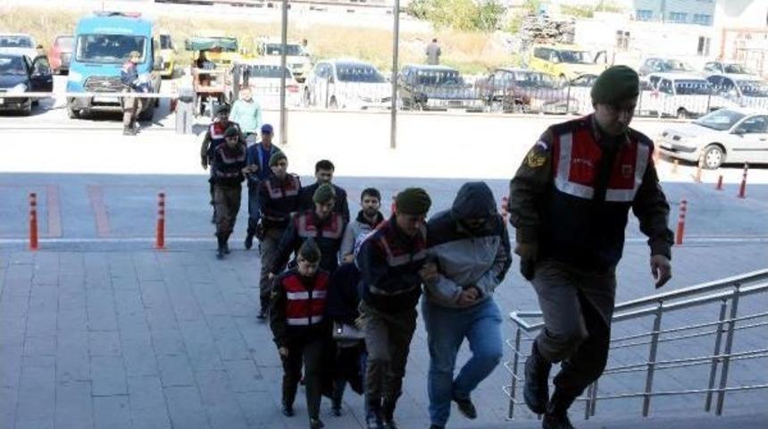 Fet&ouml; Ş&uuml;phelileri Yunanistan'a Ka&ccedil;arken Yakalandı