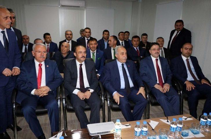 Bakan Fakıbaba: "zengin Toprakların Zengin Çocukları Olacağız" G4