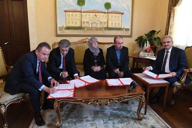 Hurma Mahallesi&rsquo;ne 24 Deslikli Yeni Okul İ&ccedil;in İmzalar Atıldı 1