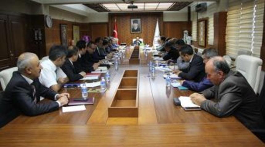 Vali Aktaş Başkanlığında Okul G&uuml;venliği Toplantısı Yapıldı