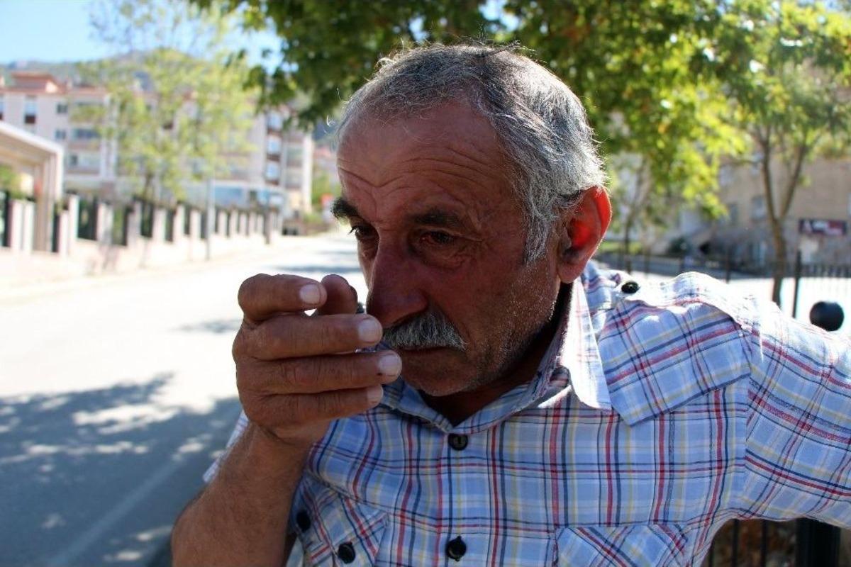 Bankanın İ&ccedil;inde 90 Bin Lirası Dolandırıldı