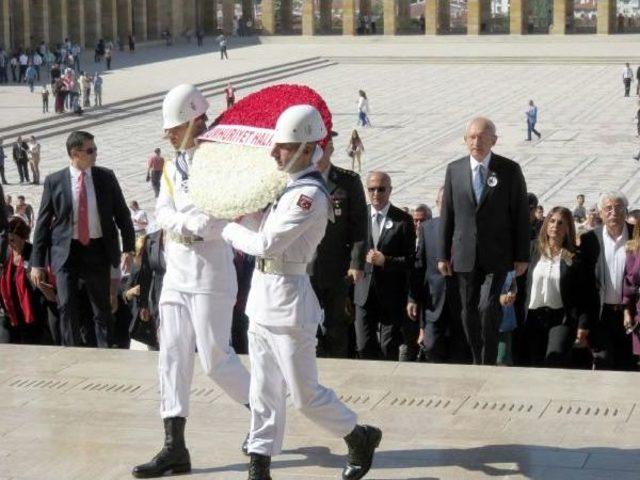 Chp Heyeti Anıtkabir'i Ziyaret Etti  