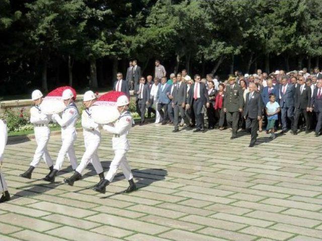 Chp Heyeti Anıtkabir'i Ziyaret Etti  