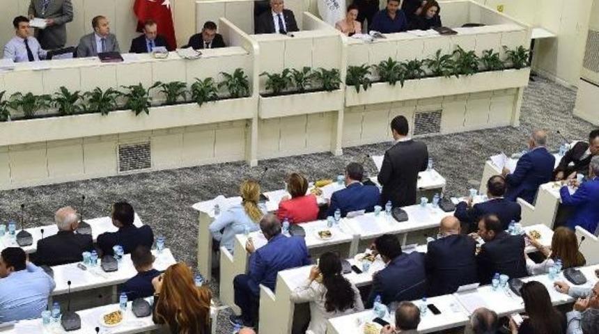 İzmir Ulaşımına 29 Ekim Tarifesi: 1 Kuruş