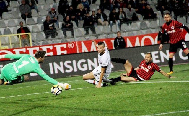 Süper Lig: Gençlerbirliği: 1 - Beşiktaş: (ilk Yarı)