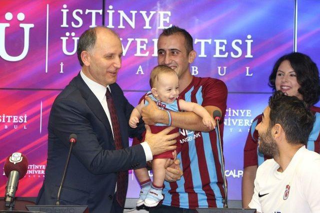Trabzonspor, Bordo Maviş&rsquo;i Renklerine Bağladı 1