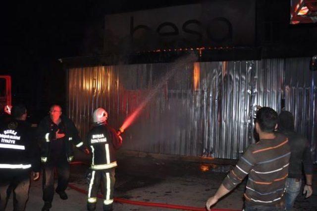 İnegöl de Döşemecide Korkutan Yangın 2