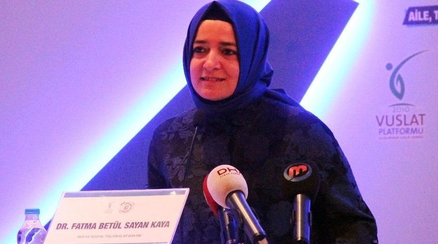 Bakan Kaya: &ldquo;boşanma S&uuml;reci Danışmanlığıyla &Ccedil;iftlerin Y&uuml;zde 40&rsquo;ı Boşanmaktan Vazge&ccedil;iyor&rdquo;