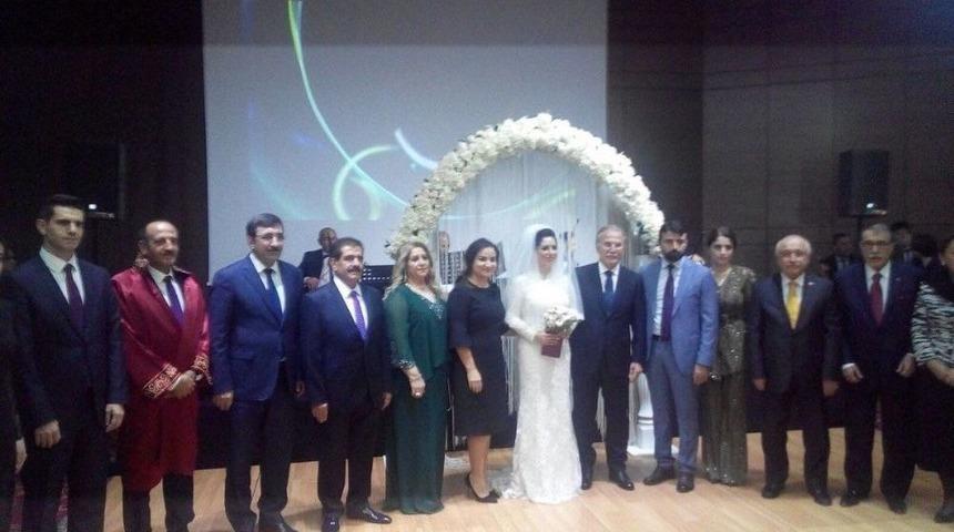 Ak Parti&rsquo;li Şahin İkinci Kez D&uuml;nya Evine Girdi