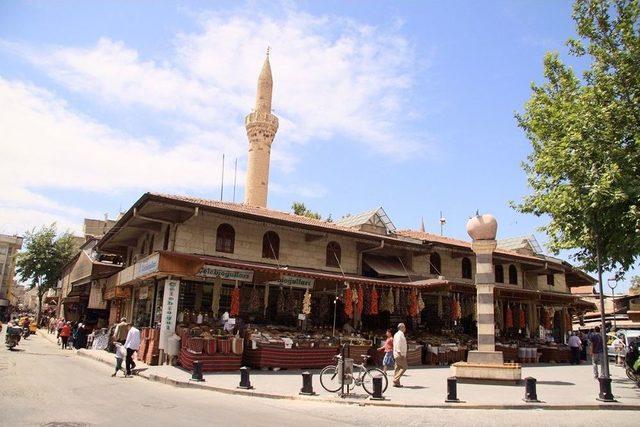 Gaziantep’e Ahilik Anıtı Dikilecek