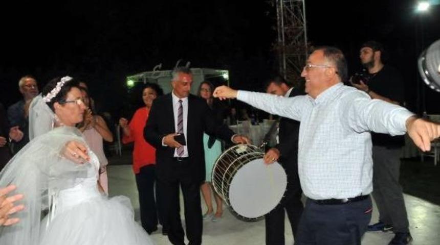 Alman Çift Türk Usulü Nikah Tazeledi