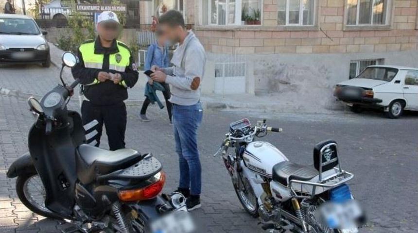 19 Motosiklete 10 Bin 571 Lira Para Cezası Kesildi