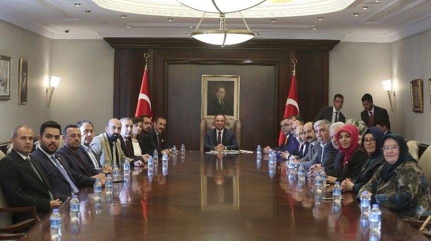 Ahid&rsquo;den Başbakan Yardımcısı Bozdağ&rsquo;a Ziyaret