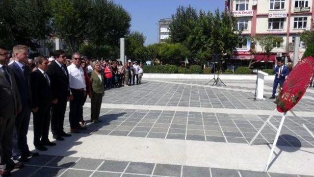 Chp'nin 94'ncü Kuruluş Yıldönümünde Türk Bayrağı Unutuldu