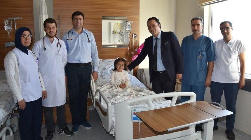 Minik Tuana Ağrılarından Kurtuldu