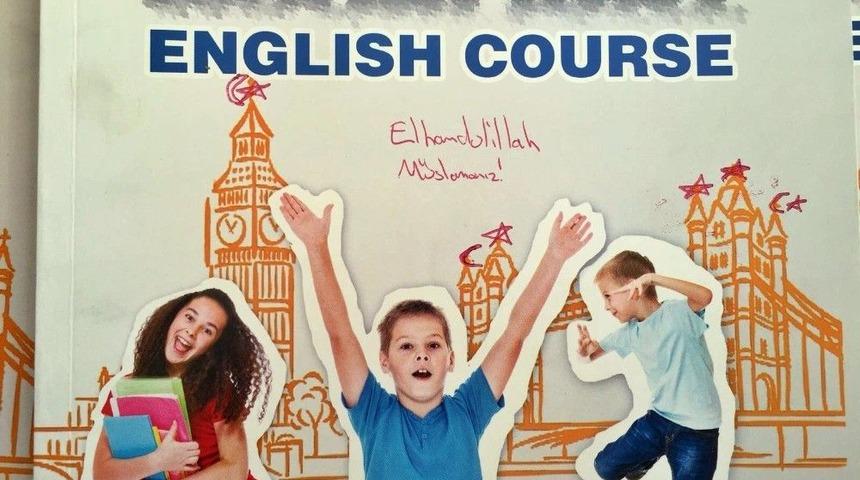 &lsquo;ha&ccedil;&rsquo; İşaretli Ders Kitabı Velilerin Tepkisini &Ccedil;ekti