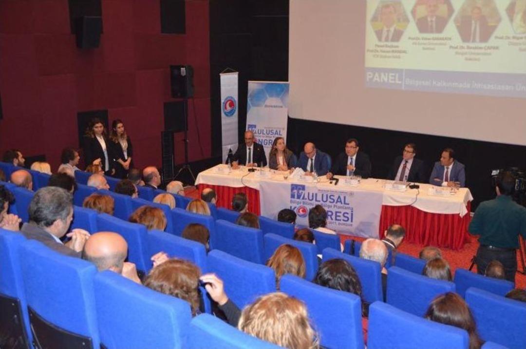 5 &Uuml;niversitenin Rekt&ouml;r&uuml; Mak&uuml;&rsquo;de Buluştu