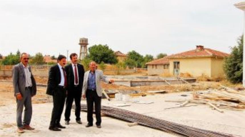 Seyitgazi Belediyesi&rsquo;nden Gen&ccedil;lere Halı Saha