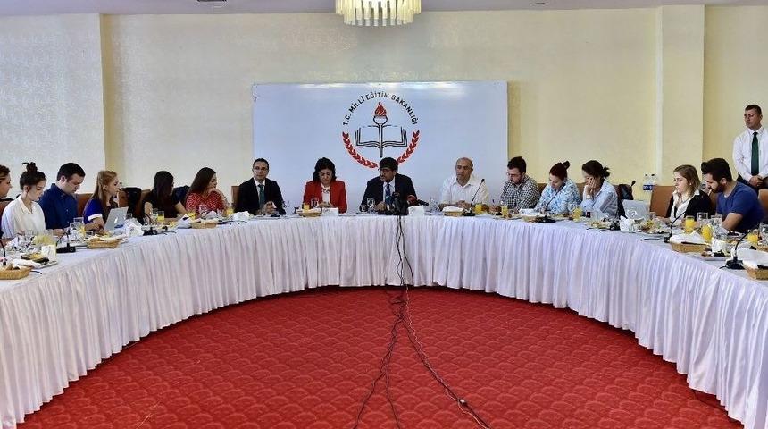 Talim Ve Terbiye Kurulu Başkanı Durmuş&rsquo;tan Yenilenen &Ouml;ğretim Programlarına İlişkin A&ccedil;ıklama