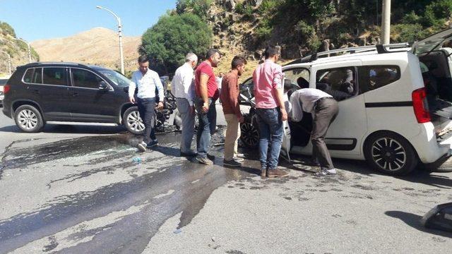Bitlis&rsquo;te Trafik Kazası: 6 Yaralı 1