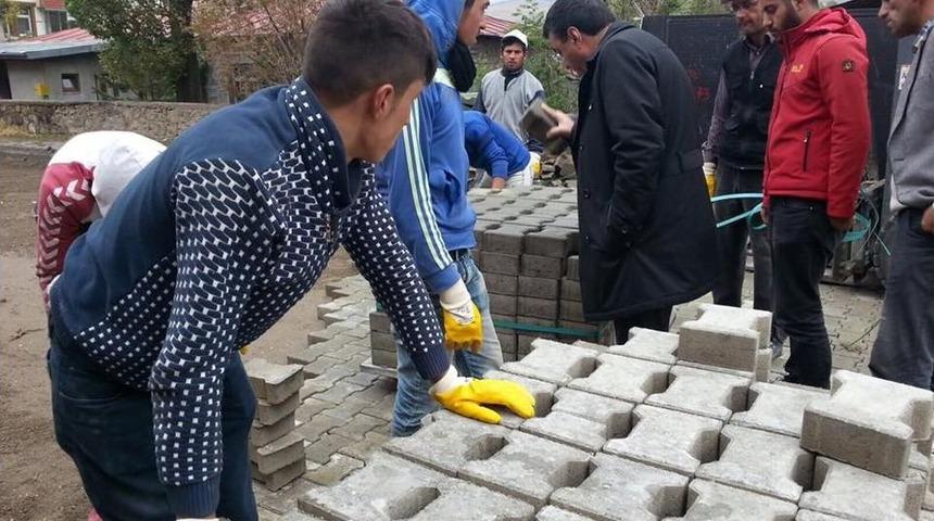 Başkan Toksoy, Durmak Bilmiyor