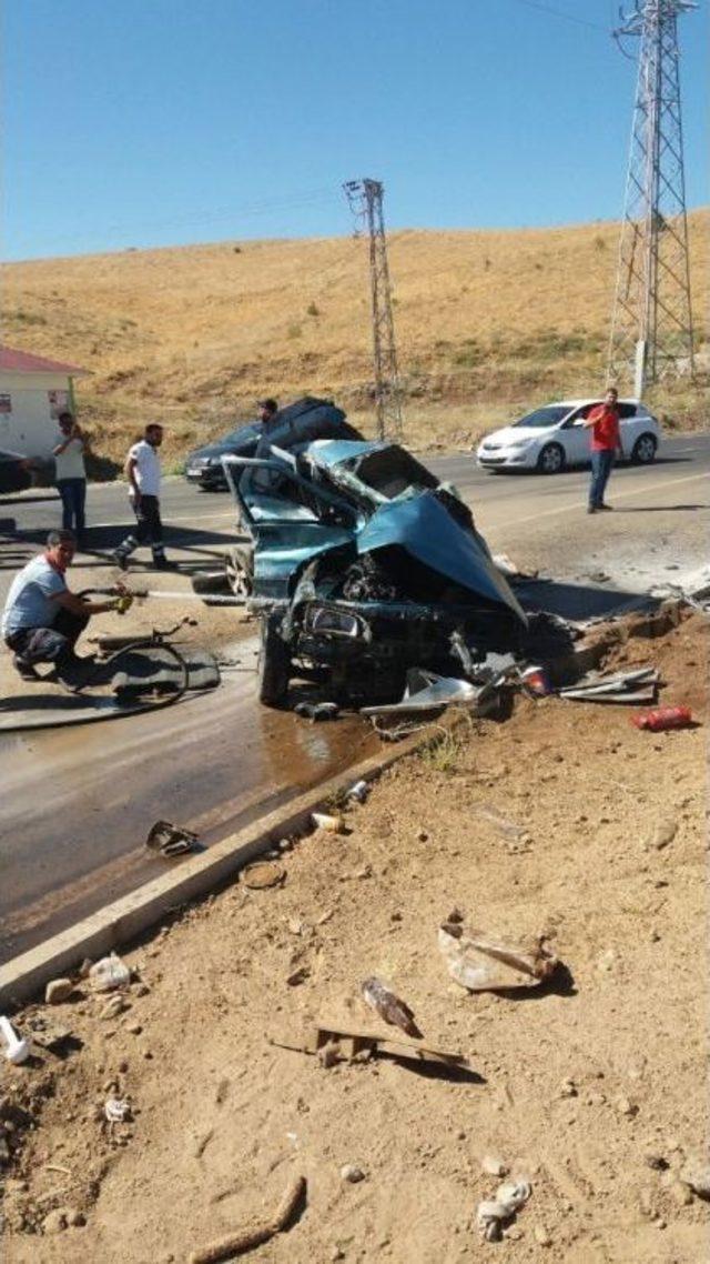 Bingöl’de Trafik Kazası: 2 Yaralı 1