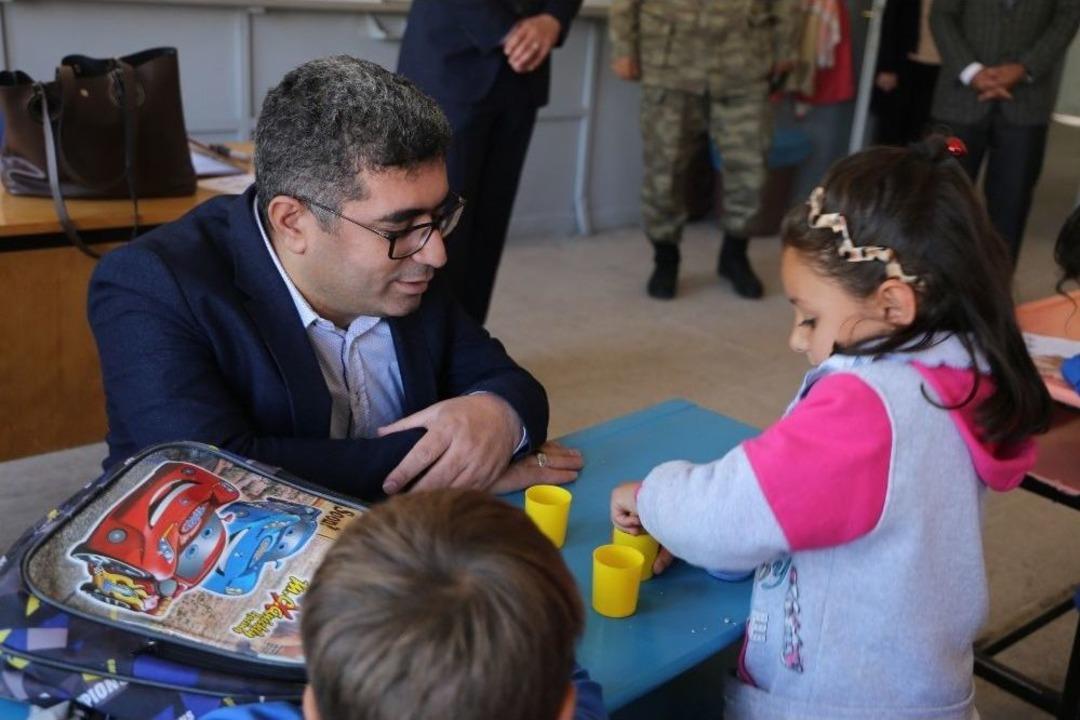 Kaymakam &Ccedil;etin, Okulları Ziyaret Etti