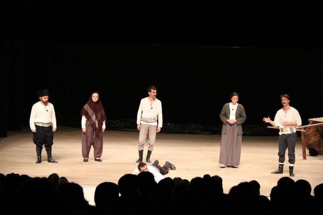 Nazım Hikmet Kuvayi Milliye Tam Not Aldı