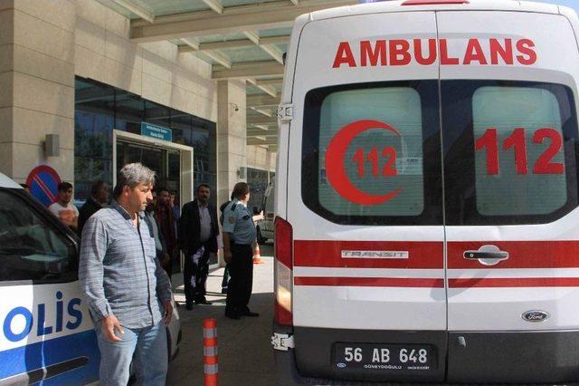 Siirt&rsquo;te Askerleri Taşıyan Minib&uuml;se Saldırı: 4 Asker Yaralı 3