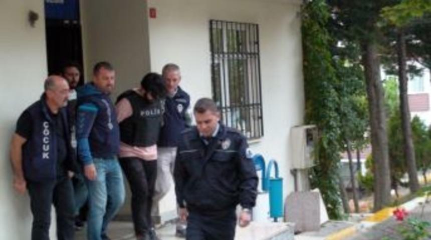 Pendik&rsquo;teki Okul Dehşetinin Zanlısı Adliyeye Sevk Edildi