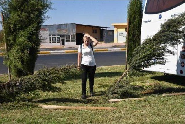 Antalya'da Otel Servisi Refüje Çıktı: 5 Yaralı